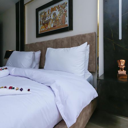 Taj Pyramids View Inn Kafret el-Gabal Екстериор снимка
