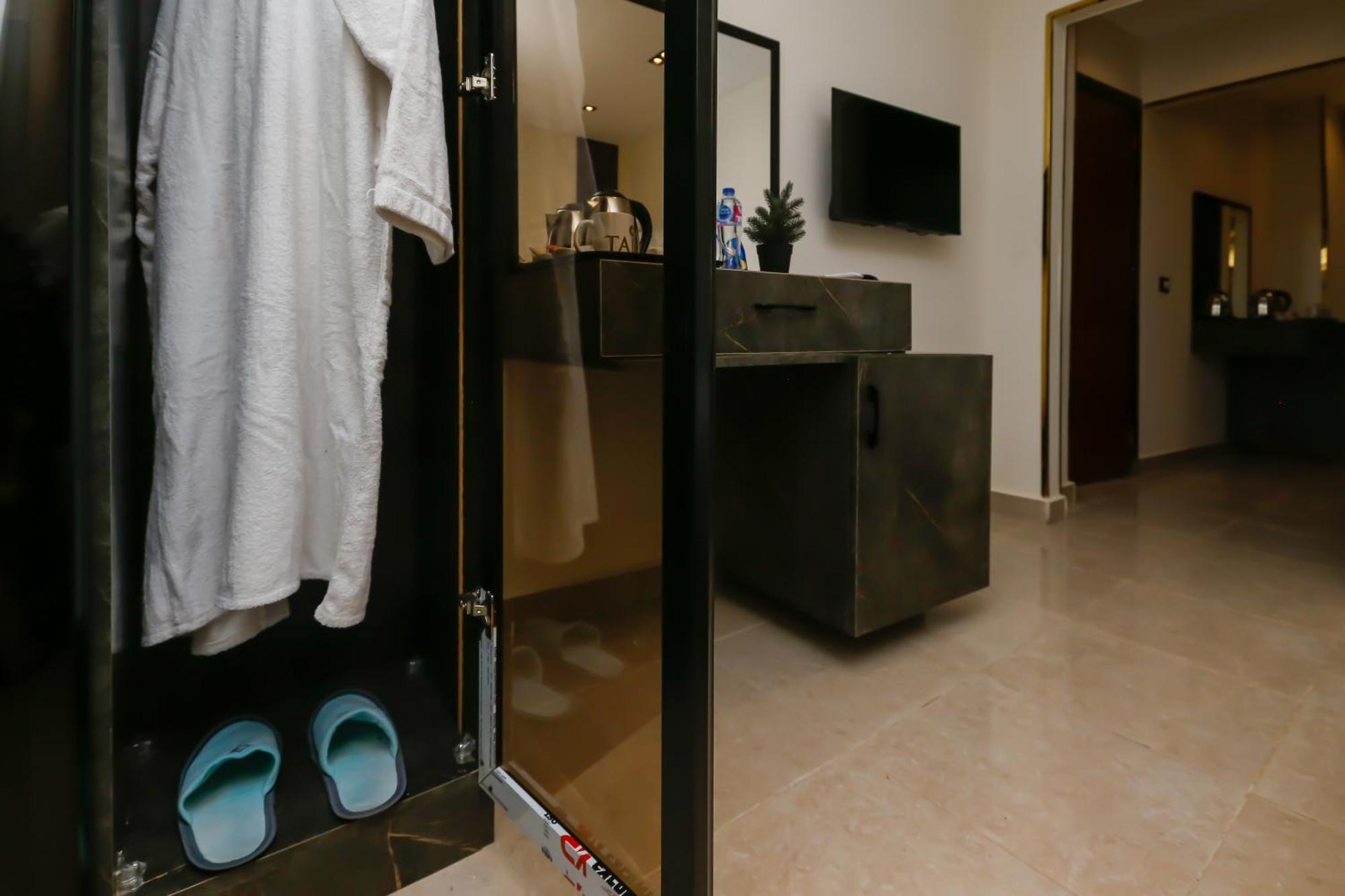 Taj Pyramids View Inn Kafret el-Gabal Екстериор снимка